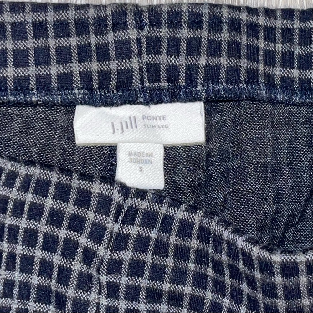 J.Jill. Ponte. Slim Leg. Small.